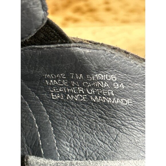 Clarks Artisan Women's Clogs Mules Size 7M Black Wedge Leather with Chain accent - Picture 10 of 10